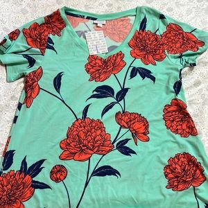 NWT Lulaloe Christy Tee Large